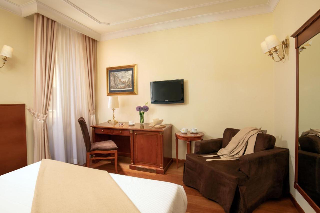 Hotel Homs Рим Экстерьер фото