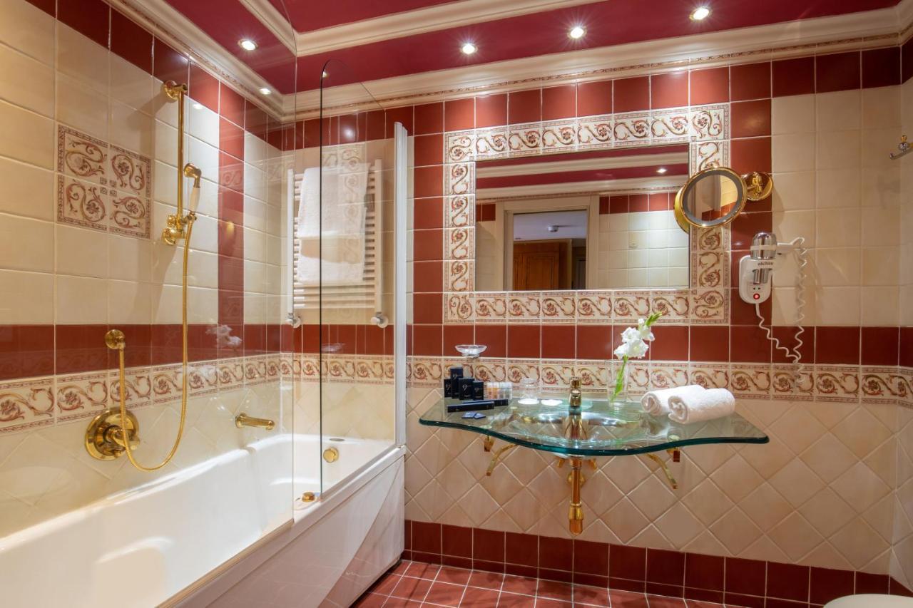 Hotel Homs Рим Экстерьер фото